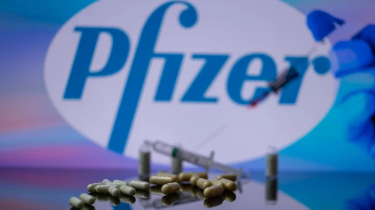 Pfizer: Προχωρά τις δοκιμές για χάπι αδυνατίσματος που θα λαμβάνεται μία φορά την ημέρα